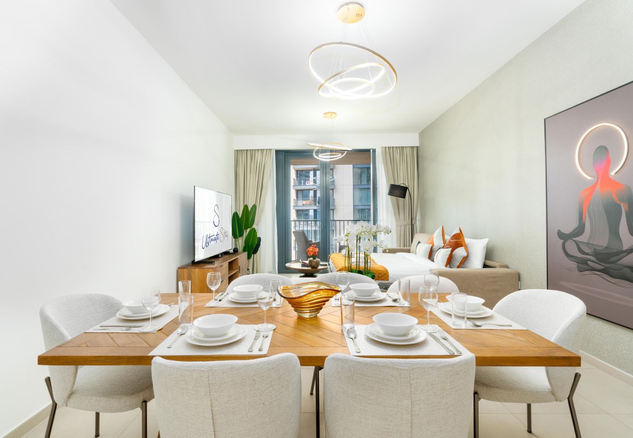 Ferienwohnung in Dubai - Luxury 2BR Downtown | Private Balcony Steam Room