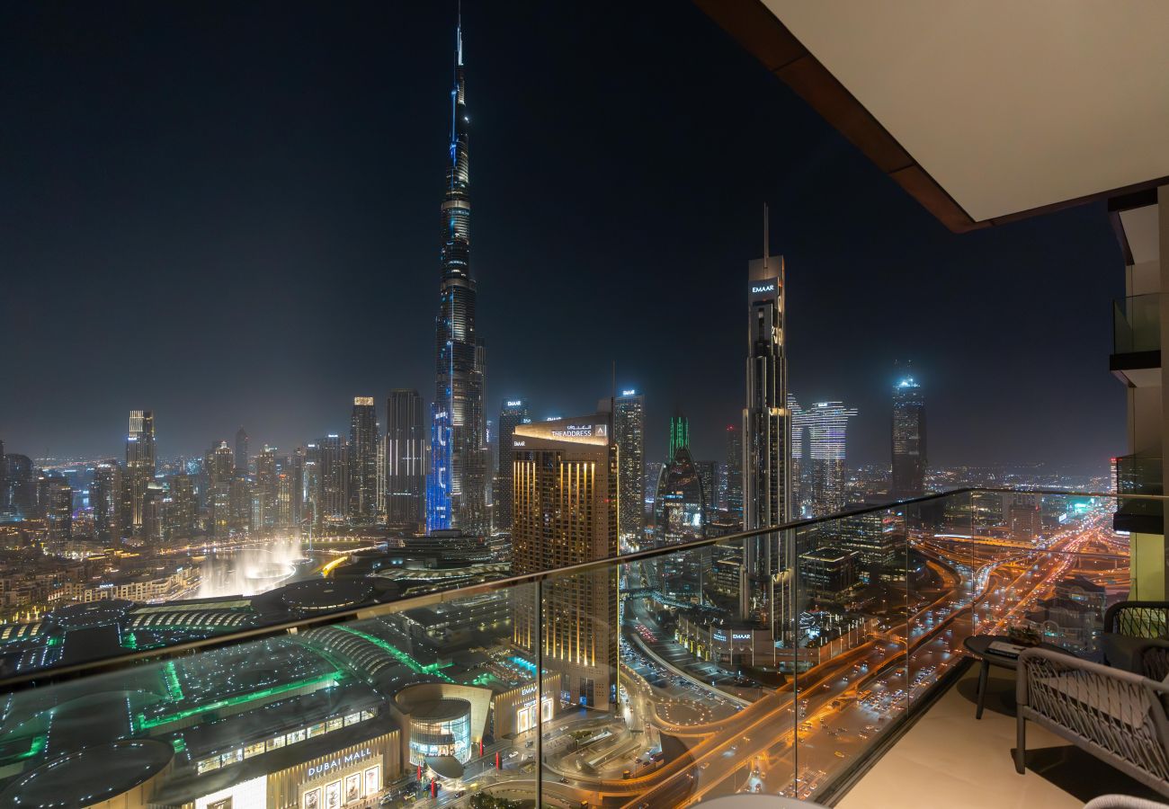 Ferienwohnung in Dubai - Ultimate Stay / Full Burj Khalifa & Downtown Views / Designer Luxury / High Floor / 9 People