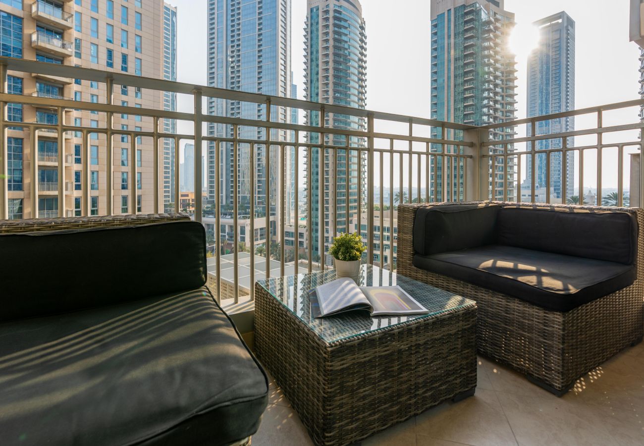 Ferienwohnung in Dubai - Luxuriöses 2-Zimmer-Apartment mit Pool und Blick auf die Oper