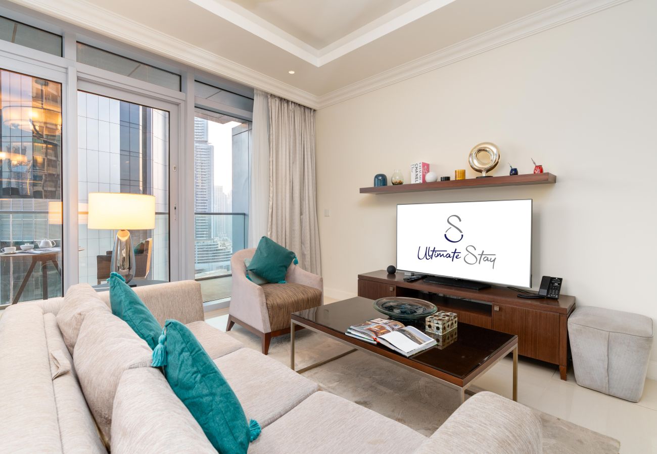 Ferienwohnung in Dubai - Luxurious 2BR with Stunning Burj Khalifa View