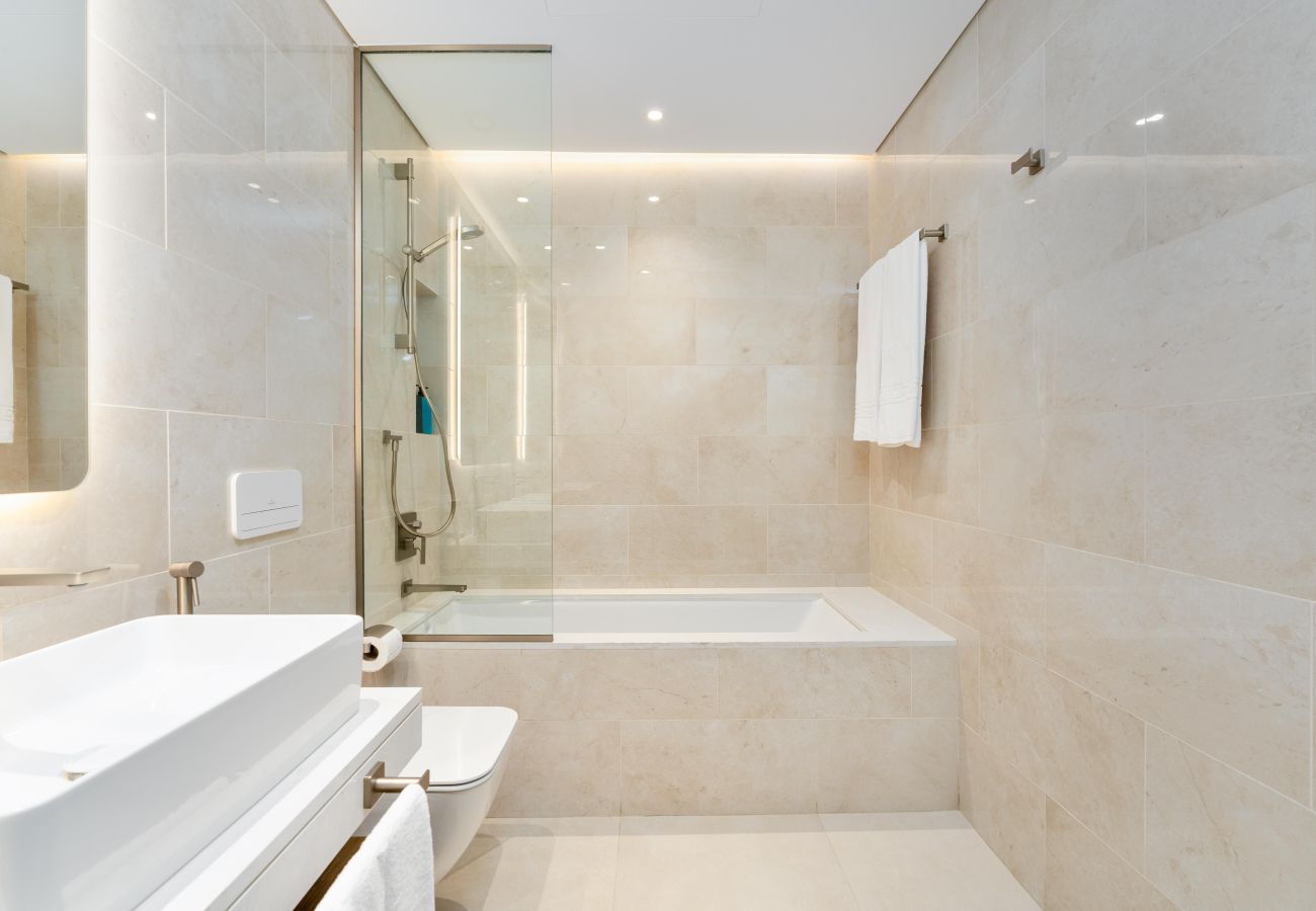 Ferienwohnung in Dubai - Brand New Luxury 3 beds | Near Burj Al Arab | Ultimate Stay