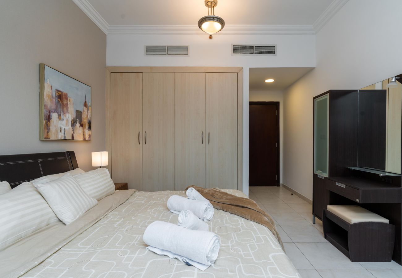 Apartamento en Dubai - Conveniente 2 camas en JLT 3 min del metro