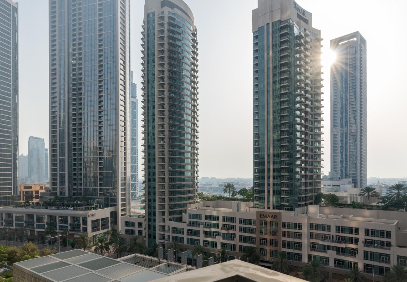 Apartamento en Dubai - Lujoso apartamento de 2 dormitorios con vistas a la piscina y la ópera