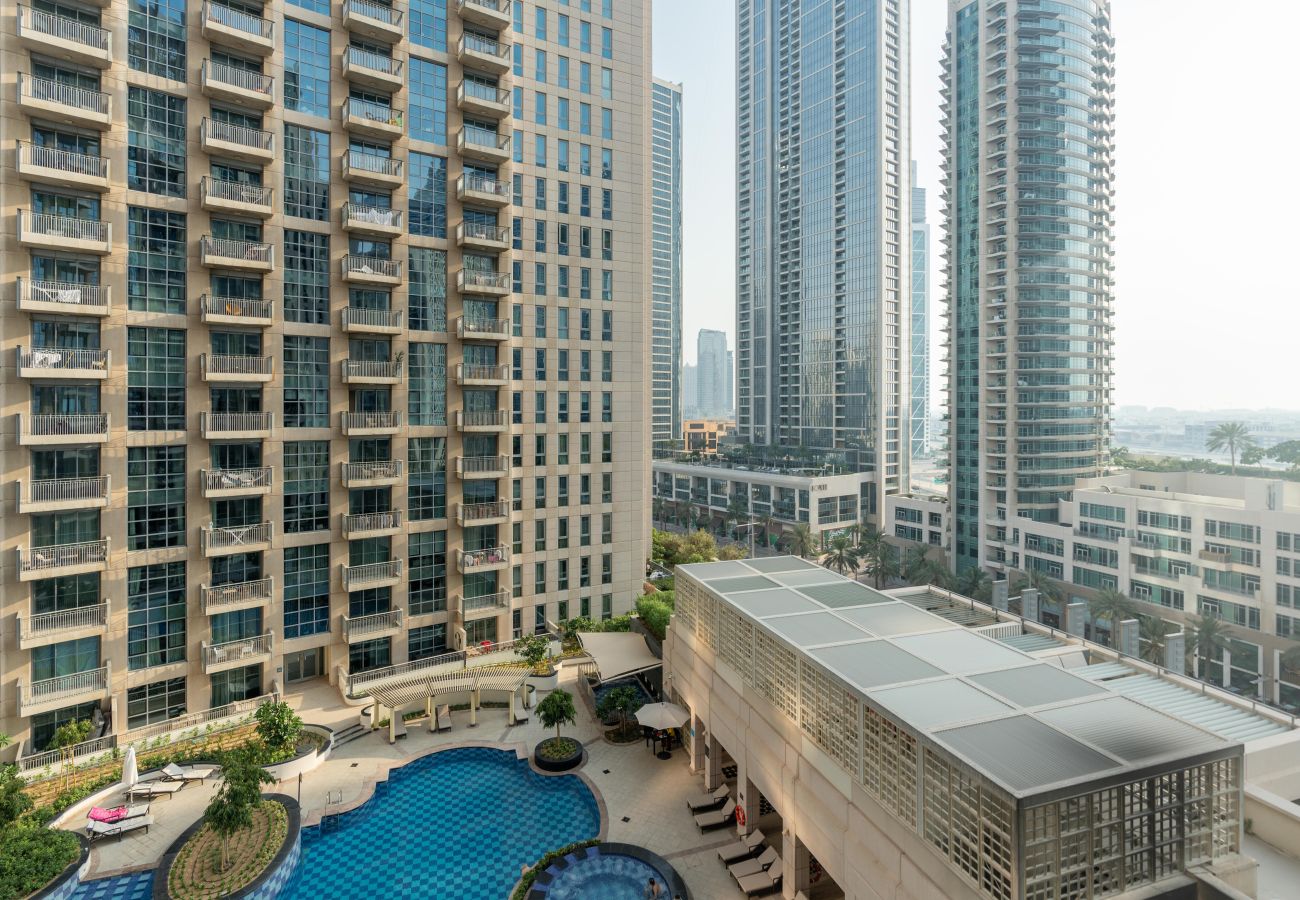 Apartamento en Dubai - Lujoso apartamento de 2 dormitorios con vistas a la piscina y la ópera