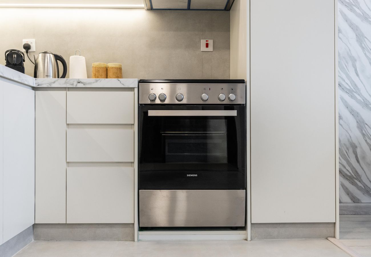 Appartement à Dubai - Stylish 1BR | Rooftop Pool | Next to JLT Metro