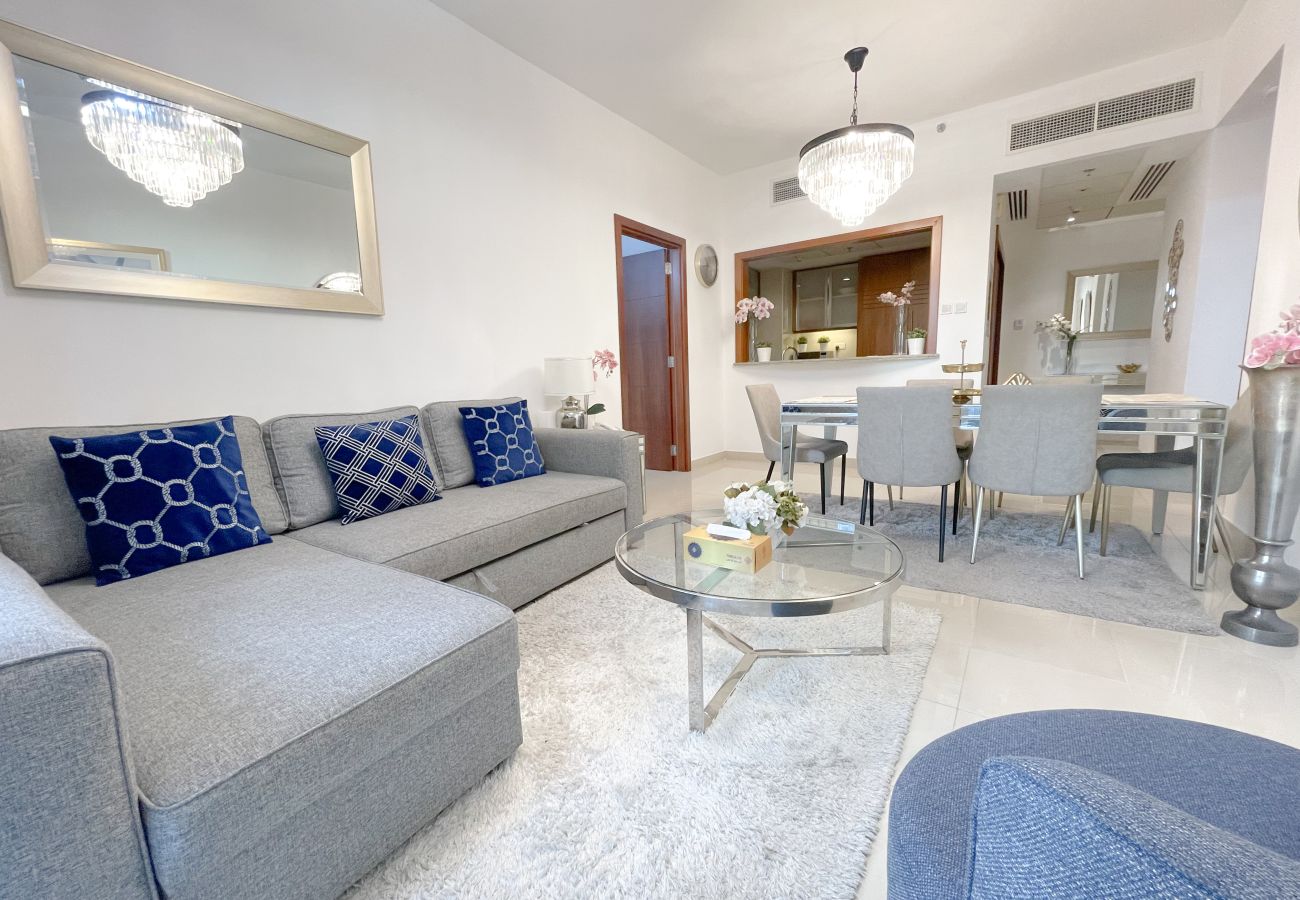Appartement à Dubai - Luxueux appartement 2BR avec vue sur la piscine et l'opéra