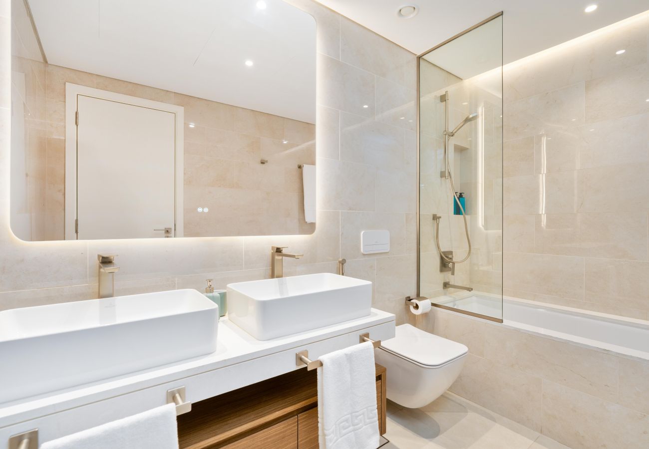 Appartement à Dubai - Brand New Luxury 3 beds | Near Burj Al Arab | Ultimate Stay