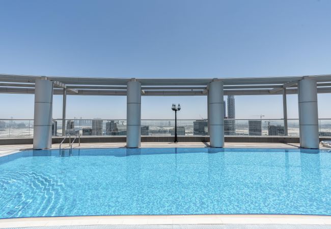 Apartment in Dubai - 2 beds / 5 min walk from Dubai Mall / Rooftop pool