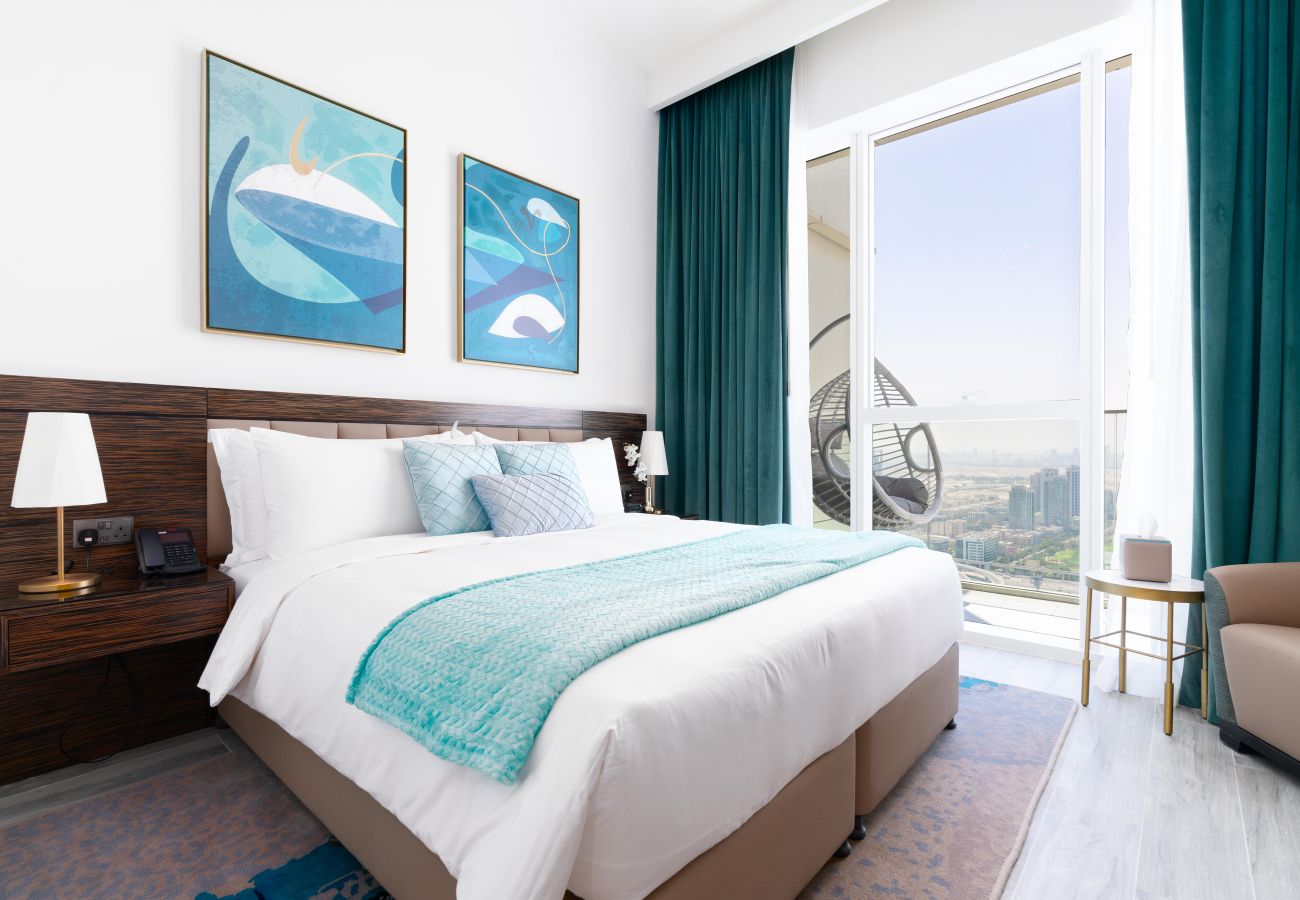 Apartment in Dubai - Ultimate Stay / 4 Beds / Avani / next to the Palm