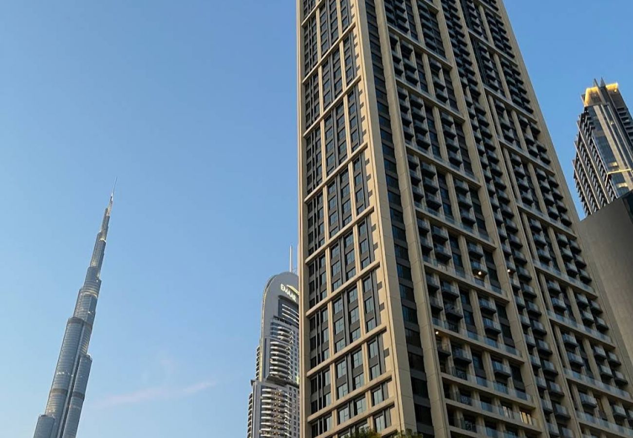 Apartment in Dubai - Ultimate Stay / 5 min walk to Dubai Mall / New