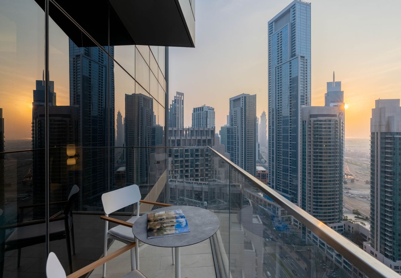 Apartment in Dubai - Ultimate Stay / 2 Beds / Address Opera