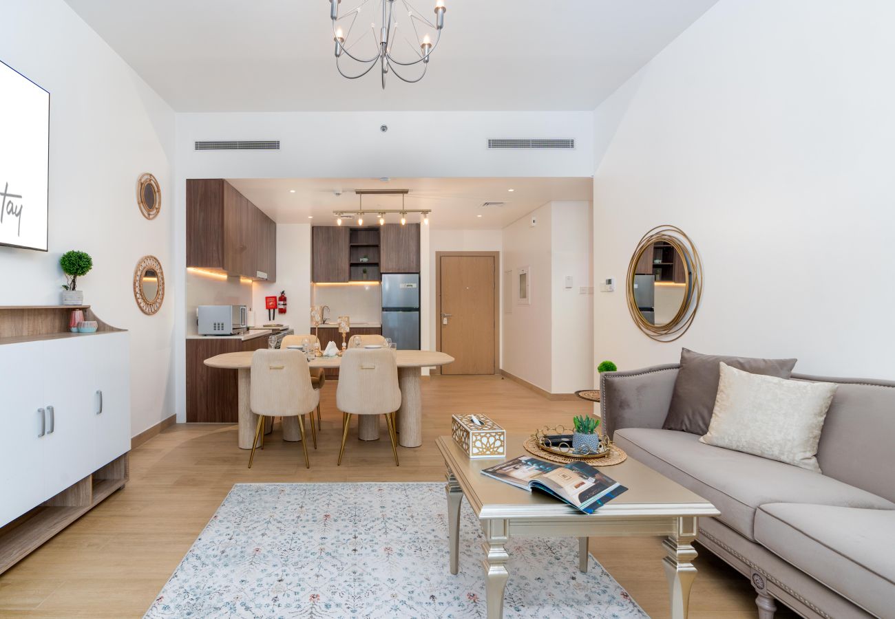 Apartment in Dubai - Stylish 1BR in La Mer | Partial Marina Views