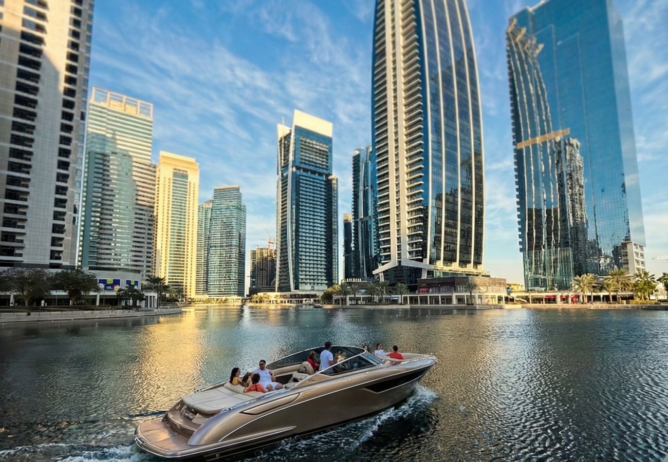 Апартаменты на Dubai - Stylish 1BR | Rooftop Pool | Next to JLT Metro