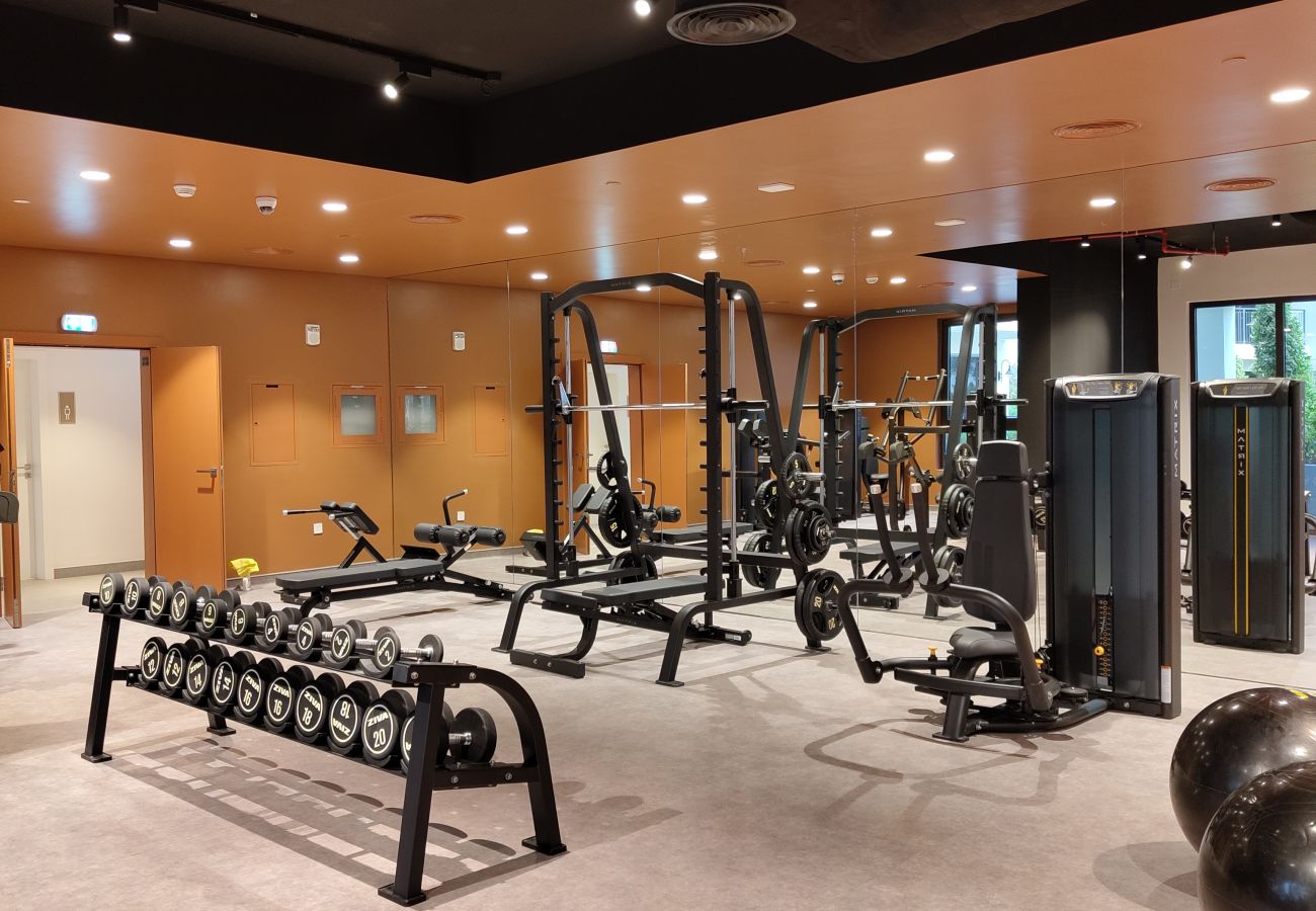 Апартаменты на Dubai - Seaside 1BR | Beach Access & Sunny Balcony | La Mer