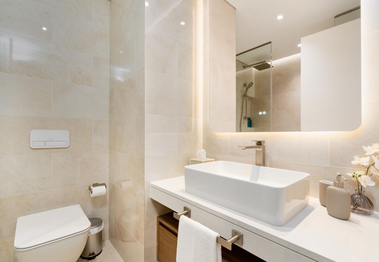 Апартаменты на Dubai - Brand New Luxury 3 beds | Near Burj Al Arab | Ultimate Stay